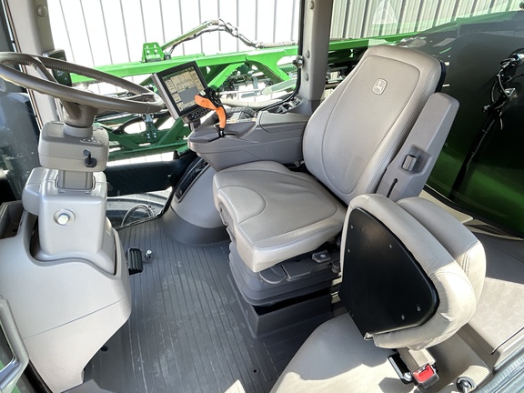 2018 John Deere R4038 Sprayer/High Clearance