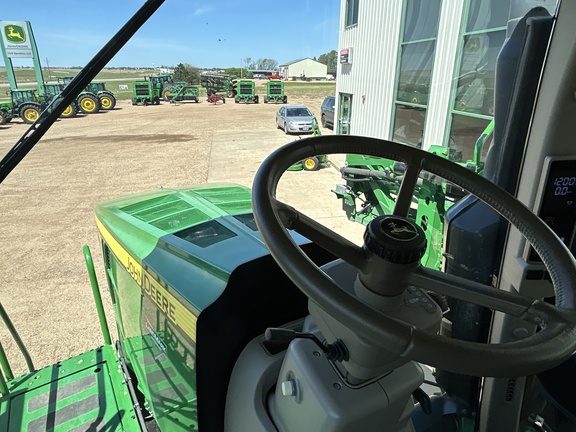 2018 John Deere R4038 Sprayer/High Clearance