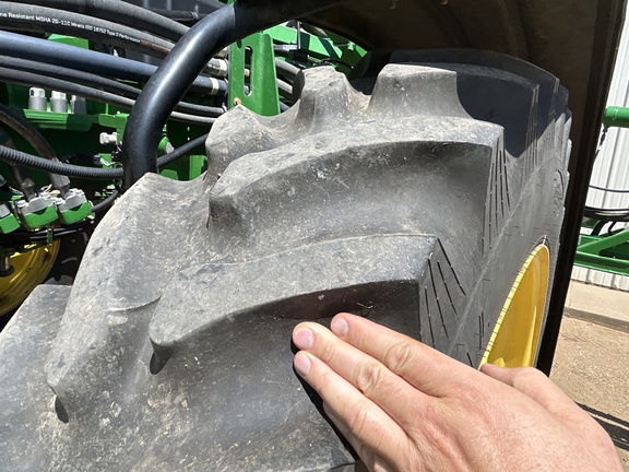 2018 John Deere R4038 Sprayer/High Clearance