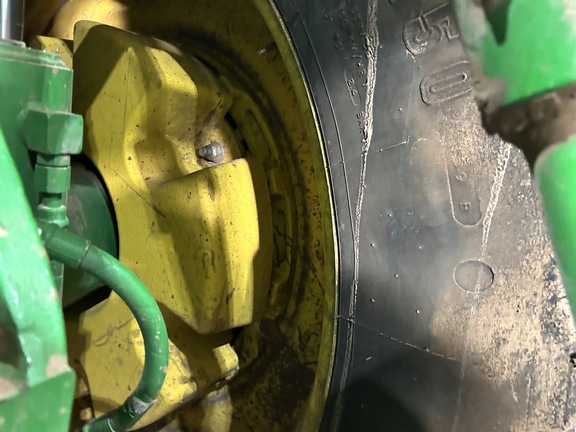 2021 John Deere 8R 370 Tractor