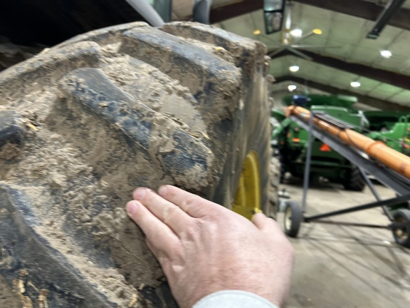 2021 John Deere 8R 370 Tractor