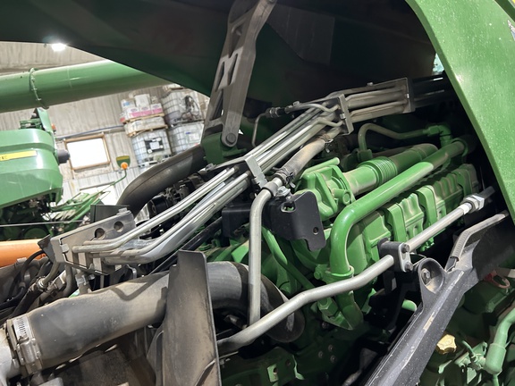 2021 John Deere 8R 370 Tractor