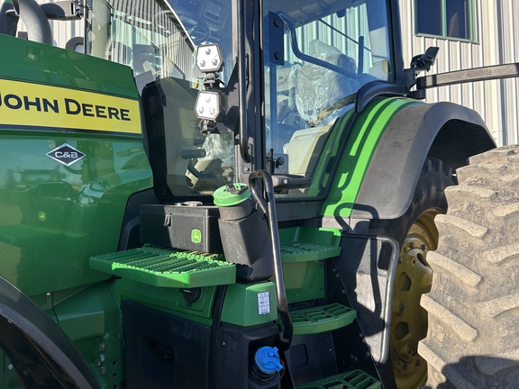 2021 John Deere 8R 370 Tractor