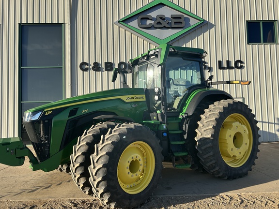 2021 John Deere 8R 370 Tractor