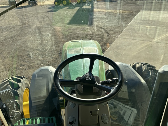 2021 John Deere 8R 370 Tractor