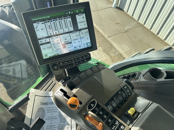 2021 John Deere 8R 370 Tractor