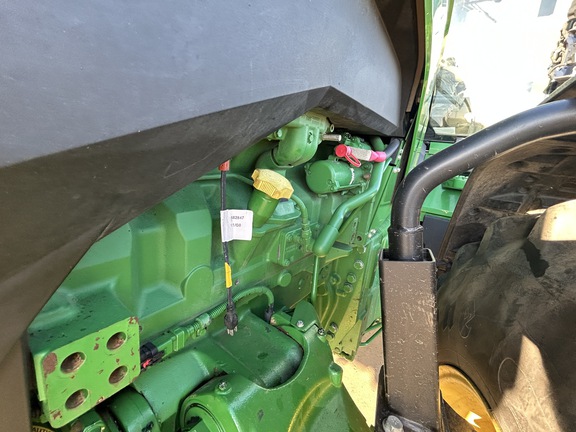 2021 John Deere 8R 370 Tractor