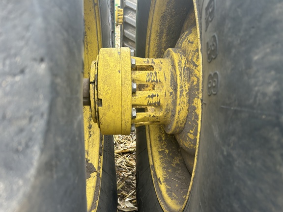 2017 John Deere 9570R Tractor 4WD