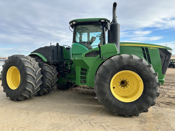 2017 John Deere 9570R Tractor 4WD