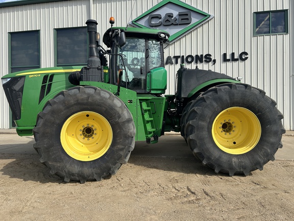 2017 John Deere 9570R Tractor 4WD