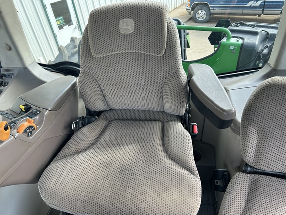 2017 John Deere 9570R Tractor 4WD