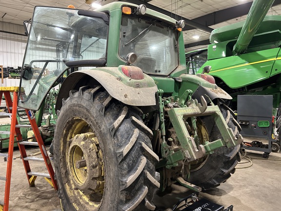2011 John Deere 7330 Tractor