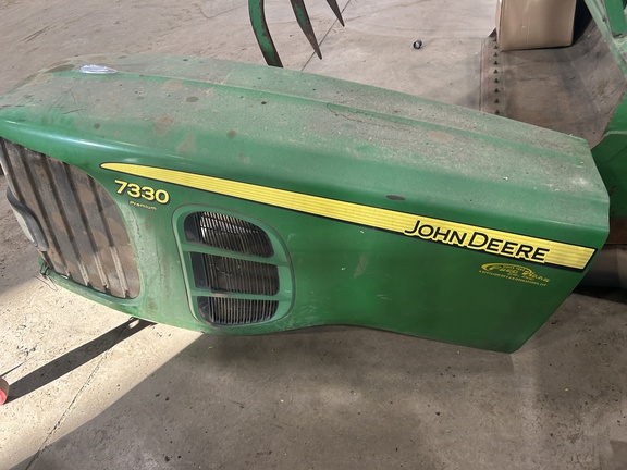 2011 John Deere 7330 Tractor