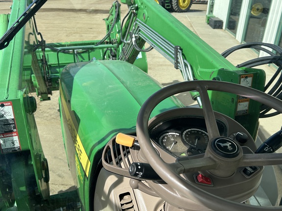2011 John Deere 7330 Tractor