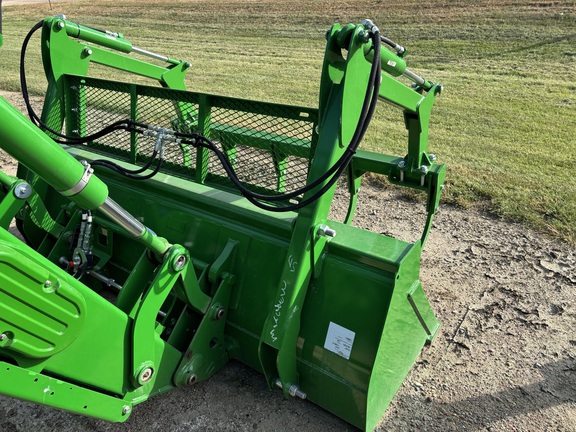 2024 John Deere 680R Loader