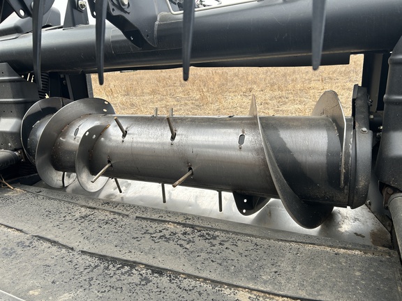 2009 MacDon FD70-35 Header Combine