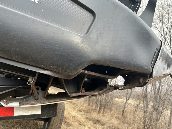 2009 MacDon FD70-35 Header Combine