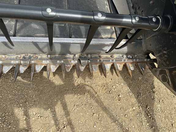 2009 MacDon FD70-35 Header Combine