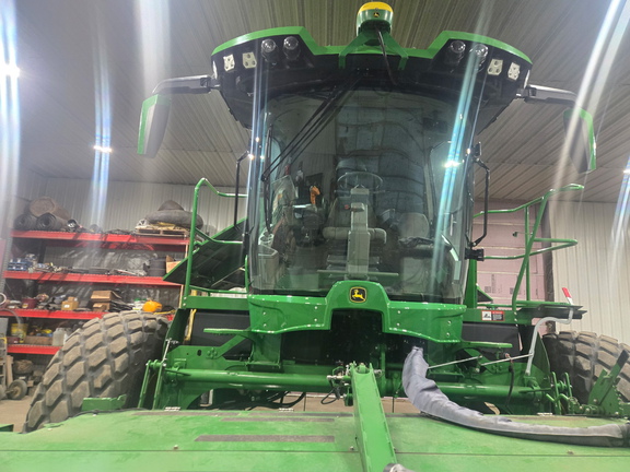 2024 John Deere W235R Windrower