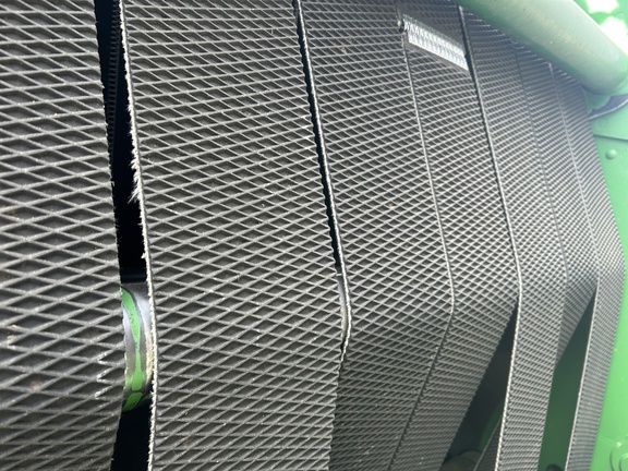 2017 John Deere 569 Baler/Round