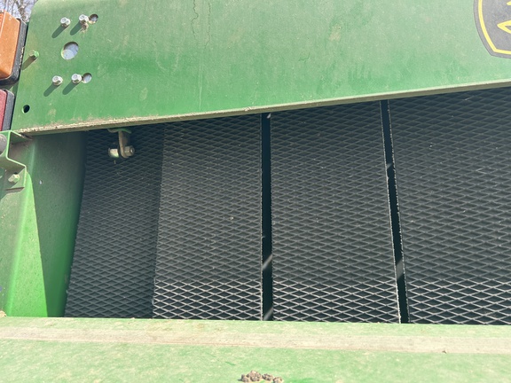 2017 John Deere 569 Baler/Round