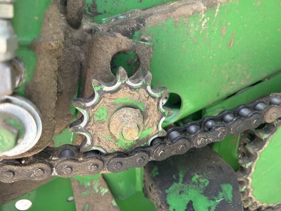 2017 John Deere 569 Baler/Round