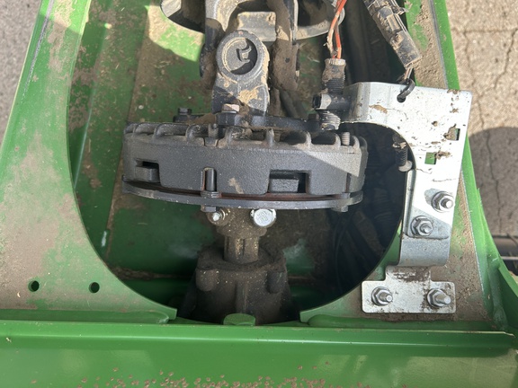 2017 John Deere 569 Baler/Round