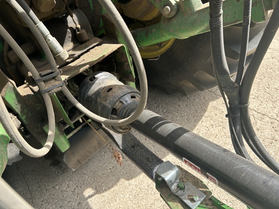 2017 John Deere 569 Baler/Round