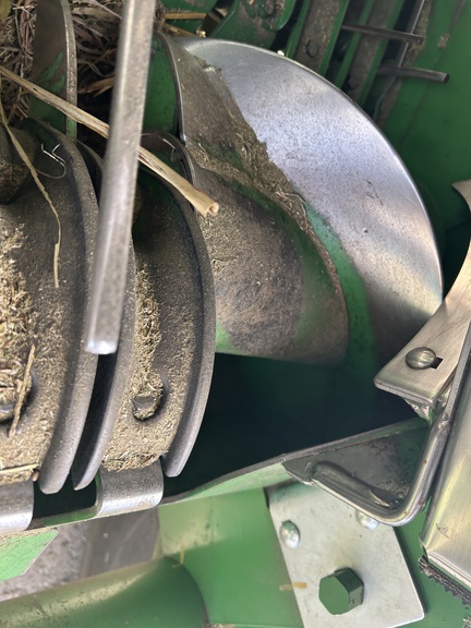 2017 John Deere 569 Baler/Round