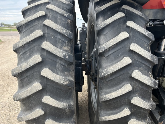 2011 Case IH Magnum 290 Tractor