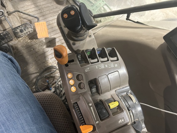 2014 John Deere 6190R Tractor