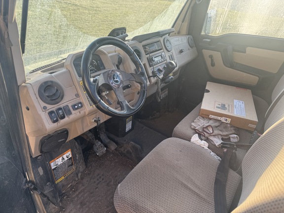 2019 John Deere XUV 835R ATV
