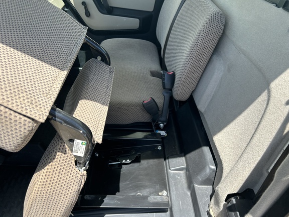 2019 John Deere XUV 835R ATV