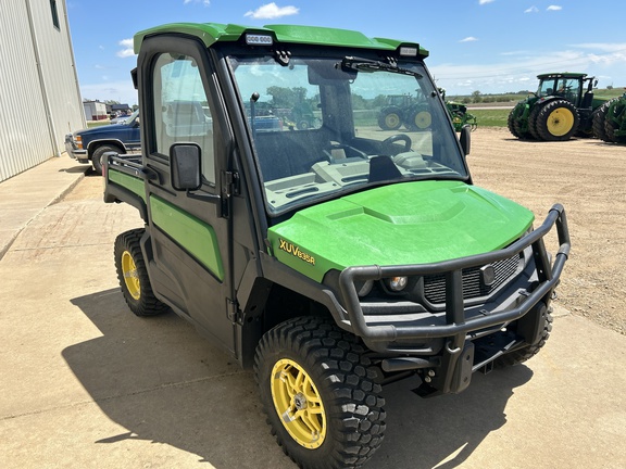 2019 John Deere XUV 835R ATV