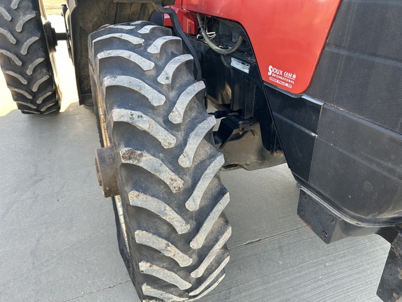 2001 Case IH MX200 Tractor