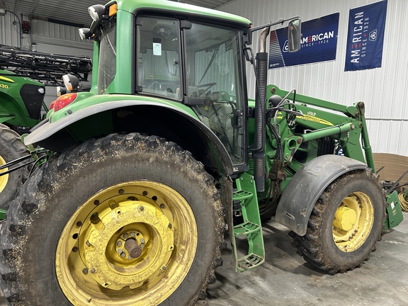 2008 John Deere 7430 Premium Tractor