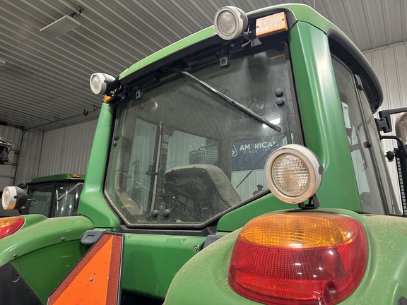 2008 John Deere 7430 Premium Tractor