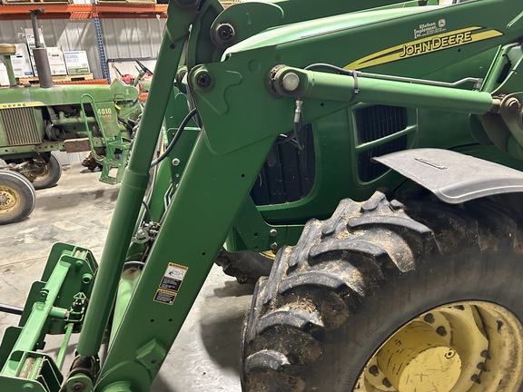 2008 John Deere 7430 Premium Tractor