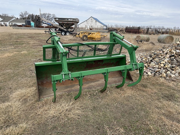 2008 John Deere 7430 Premium Tractor