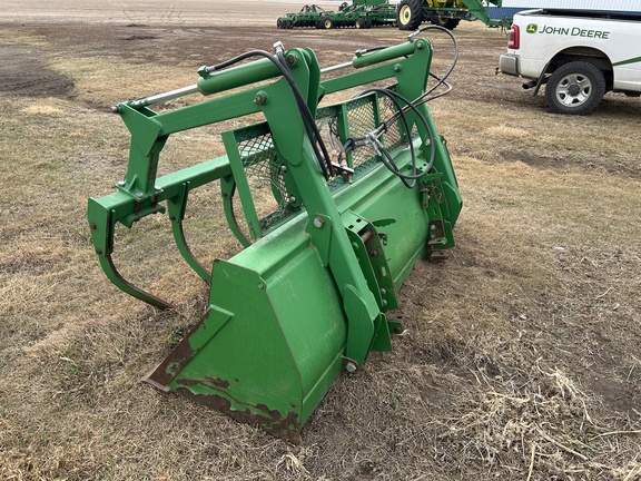 2008 John Deere 7430 Premium Tractor