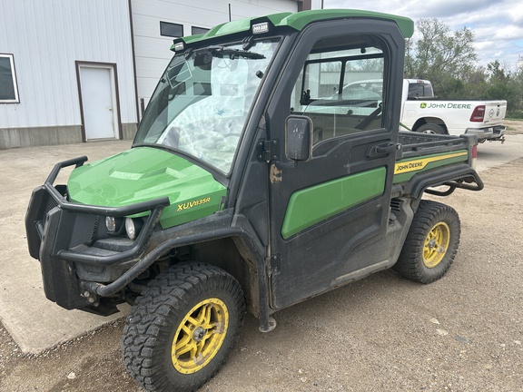 2022 John Deere XUV 835R ATV