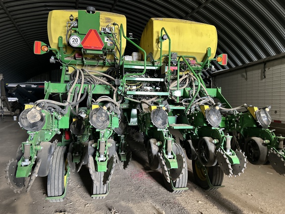 2023 John Deere 1795 Planter