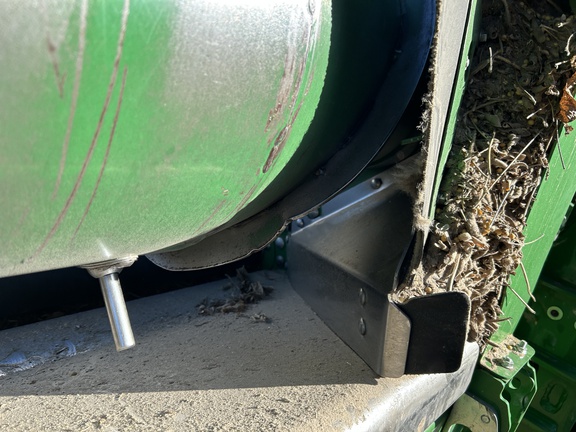 2022 John Deere HD45F Header Combine