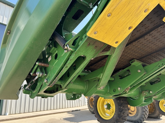 2022 John Deere HD45F Header Combine