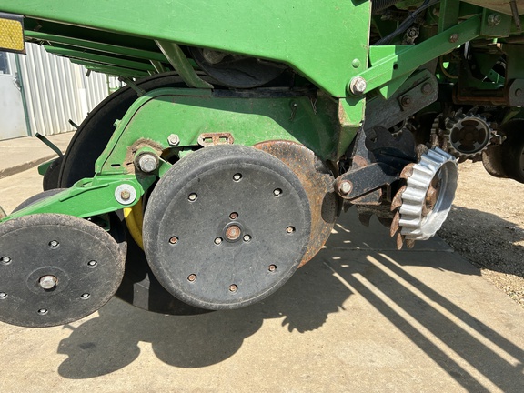 2002 John Deere 1770NT Planter