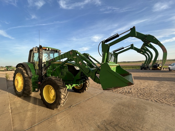2014 John Deere 6150M Tractor