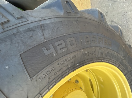 2014 John Deere 6150M Tractor