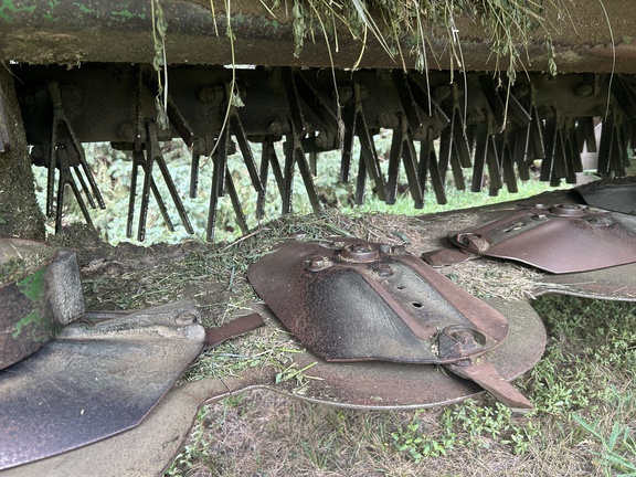 2016 John Deere 956 Mower Conditioner