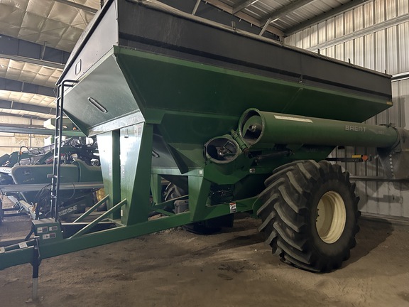 2011 Brent 1082 Grain Cart