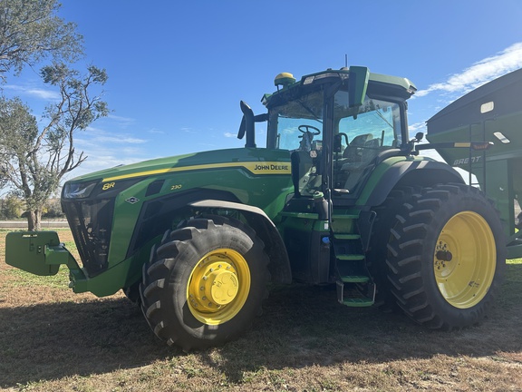 2021 John Deere 8R 230 Tractor